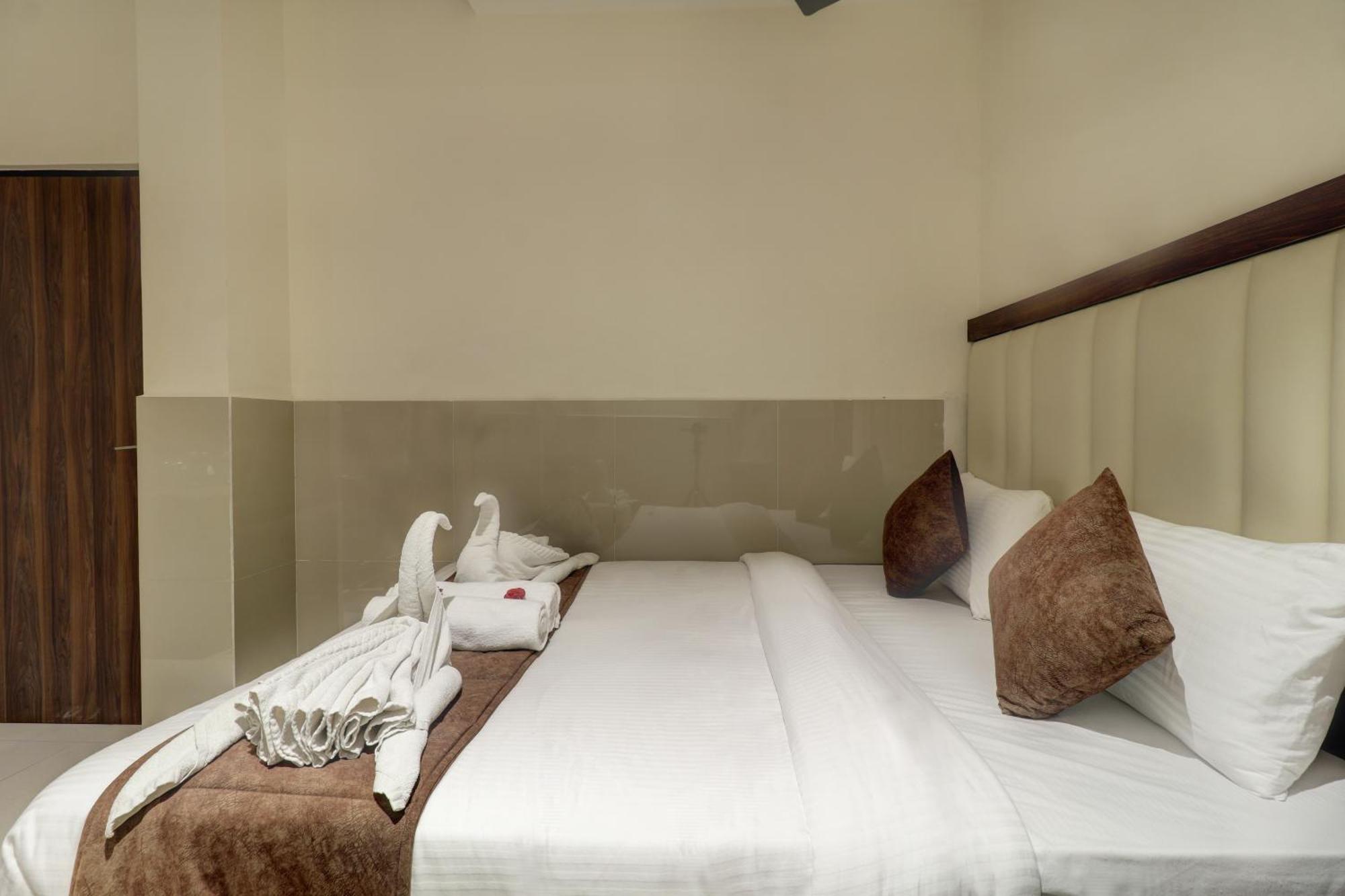 New Parimeet Residency Hotel Navi Mumbai Exterior foto