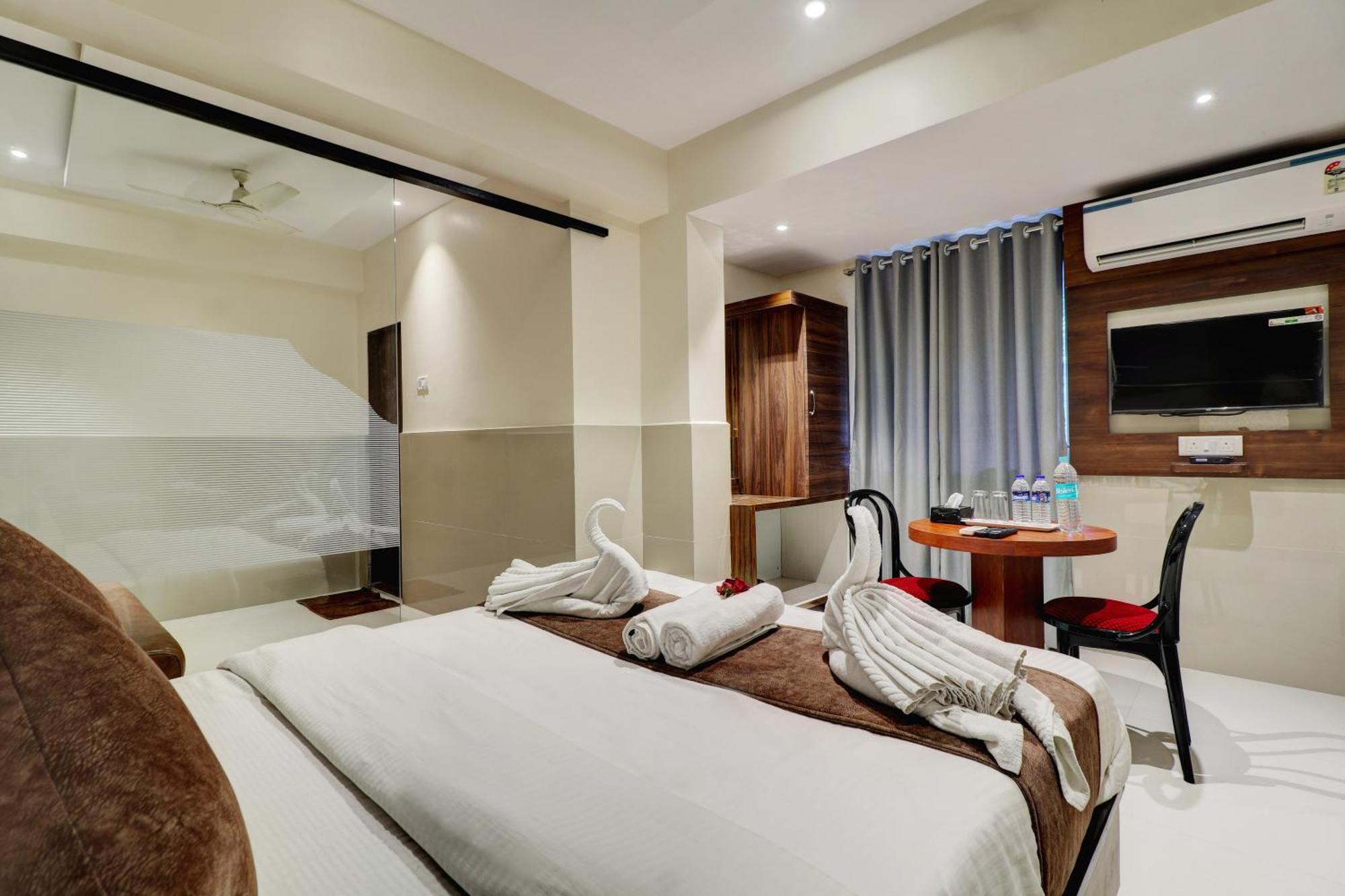 New Parimeet Residency Hotel Navi Mumbai Exterior foto