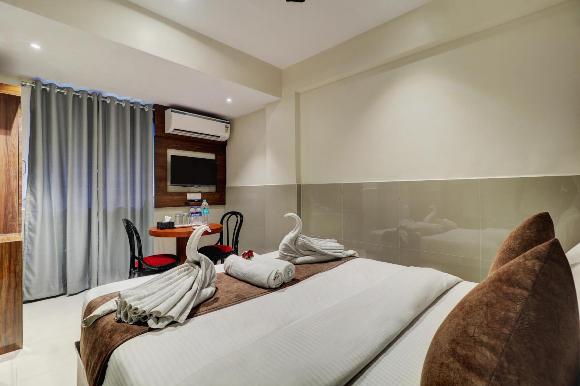 New Parimeet Residency Hotel Navi Mumbai Exterior foto