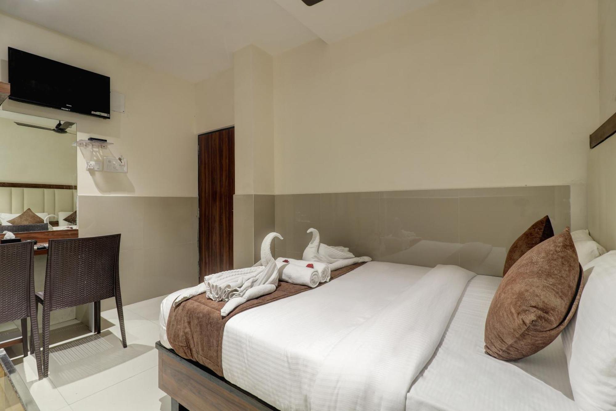 New Parimeet Residency Hotel Navi Mumbai Exterior foto