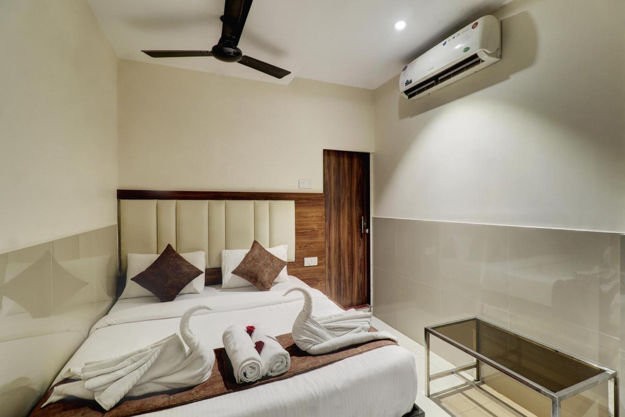 New Parimeet Residency Hotel Navi Mumbai Exterior foto