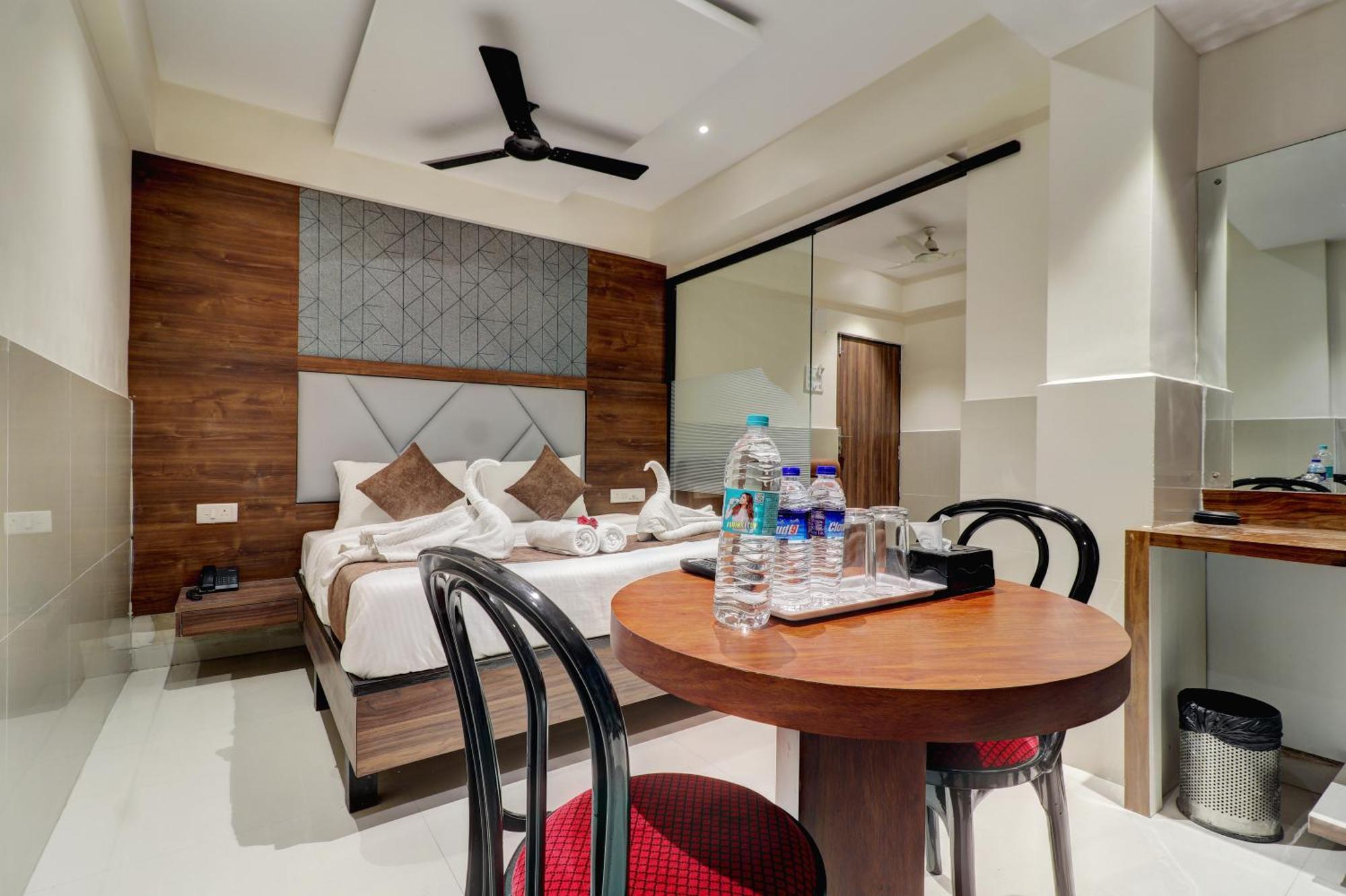 New Parimeet Residency Hotel Navi Mumbai Exterior foto