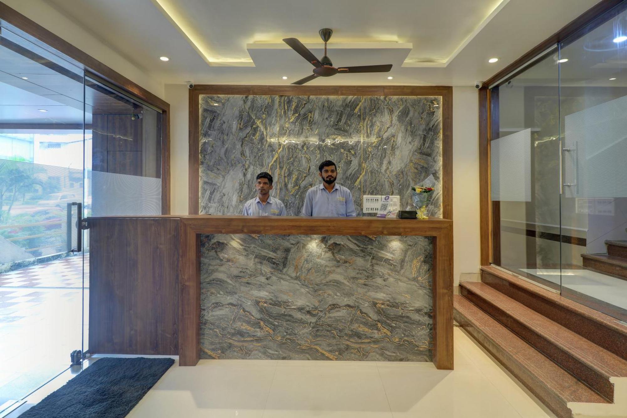 New Parimeet Residency Hotel Navi Mumbai Exterior foto