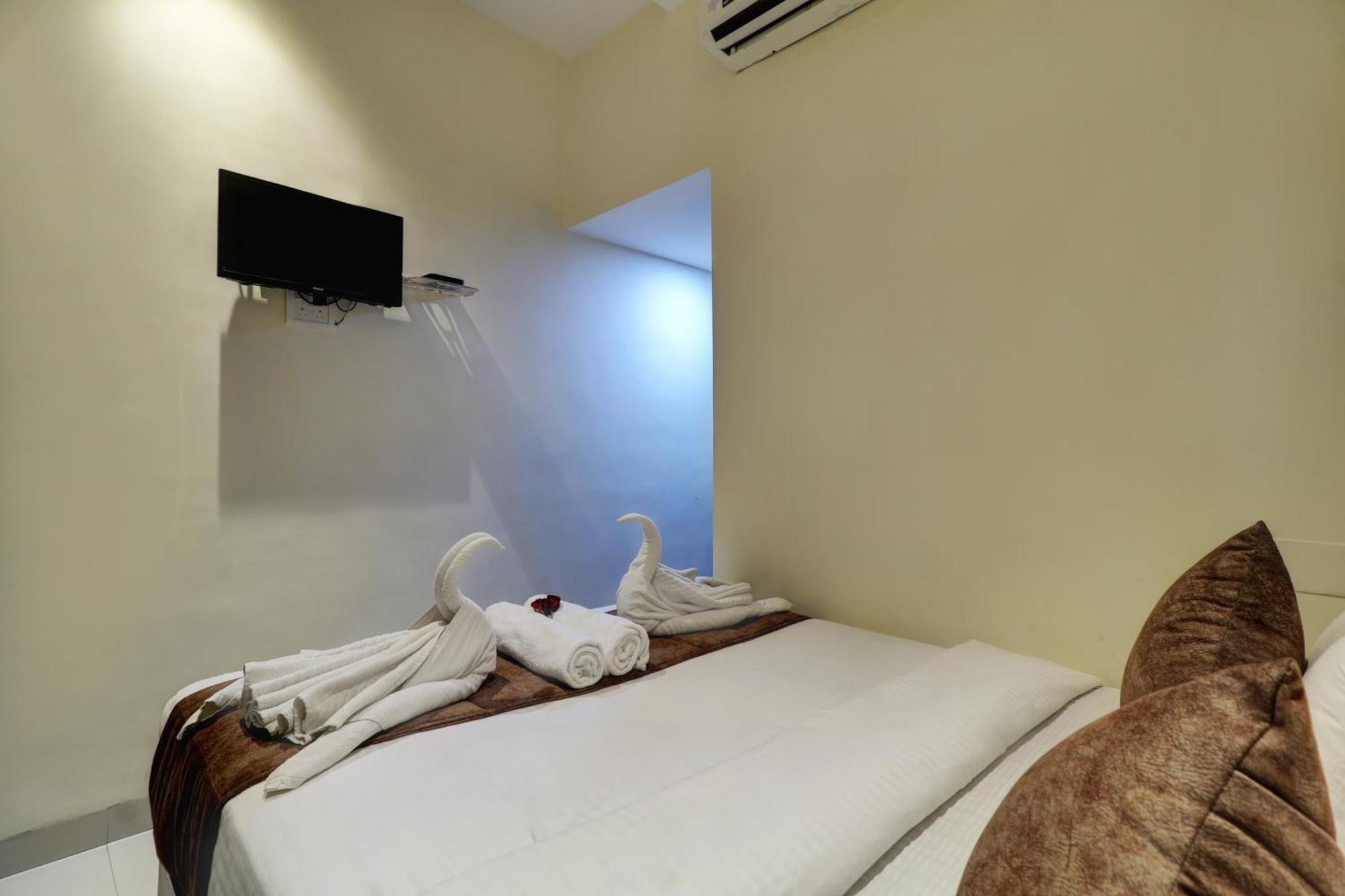 New Parimeet Residency Hotel Navi Mumbai Exterior foto