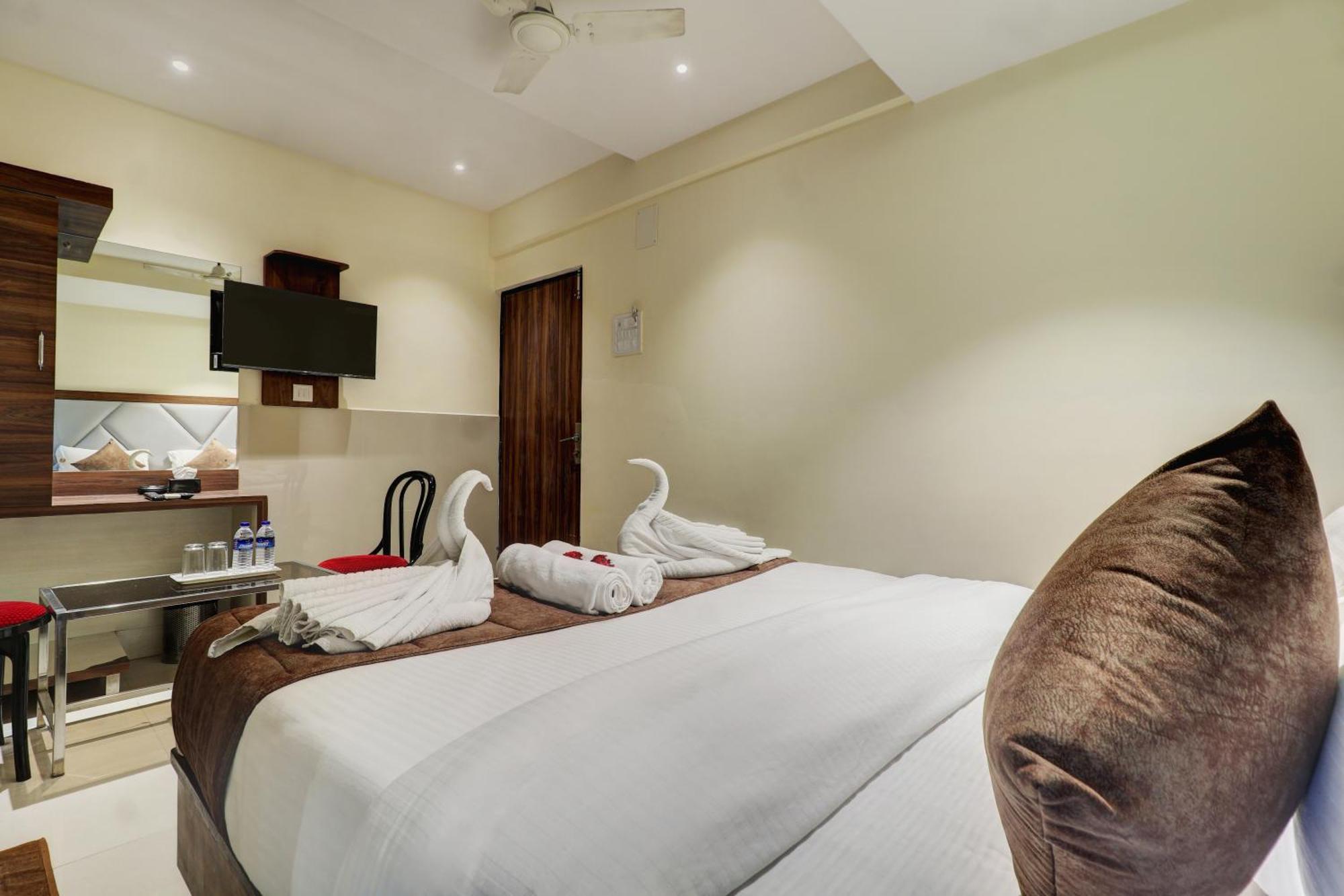 New Parimeet Residency Hotel Navi Mumbai Exterior foto